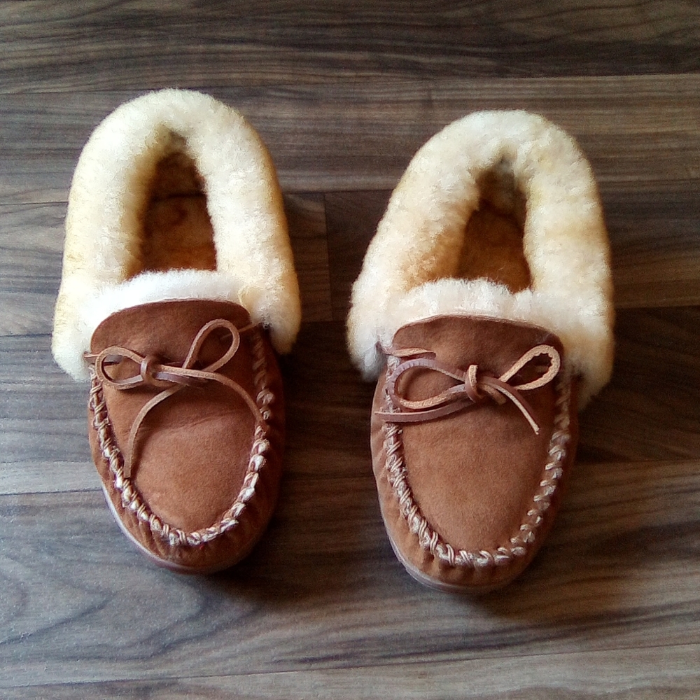 L.L.Bean Woman's Wicked Good Mocassins 7M